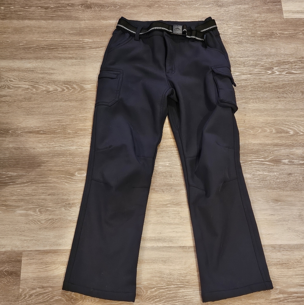 Kids grey fleece lined softshell hiking snow pants with pockets size medium.